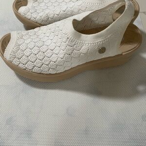 Bzees White Sandals Lightweight Comfort